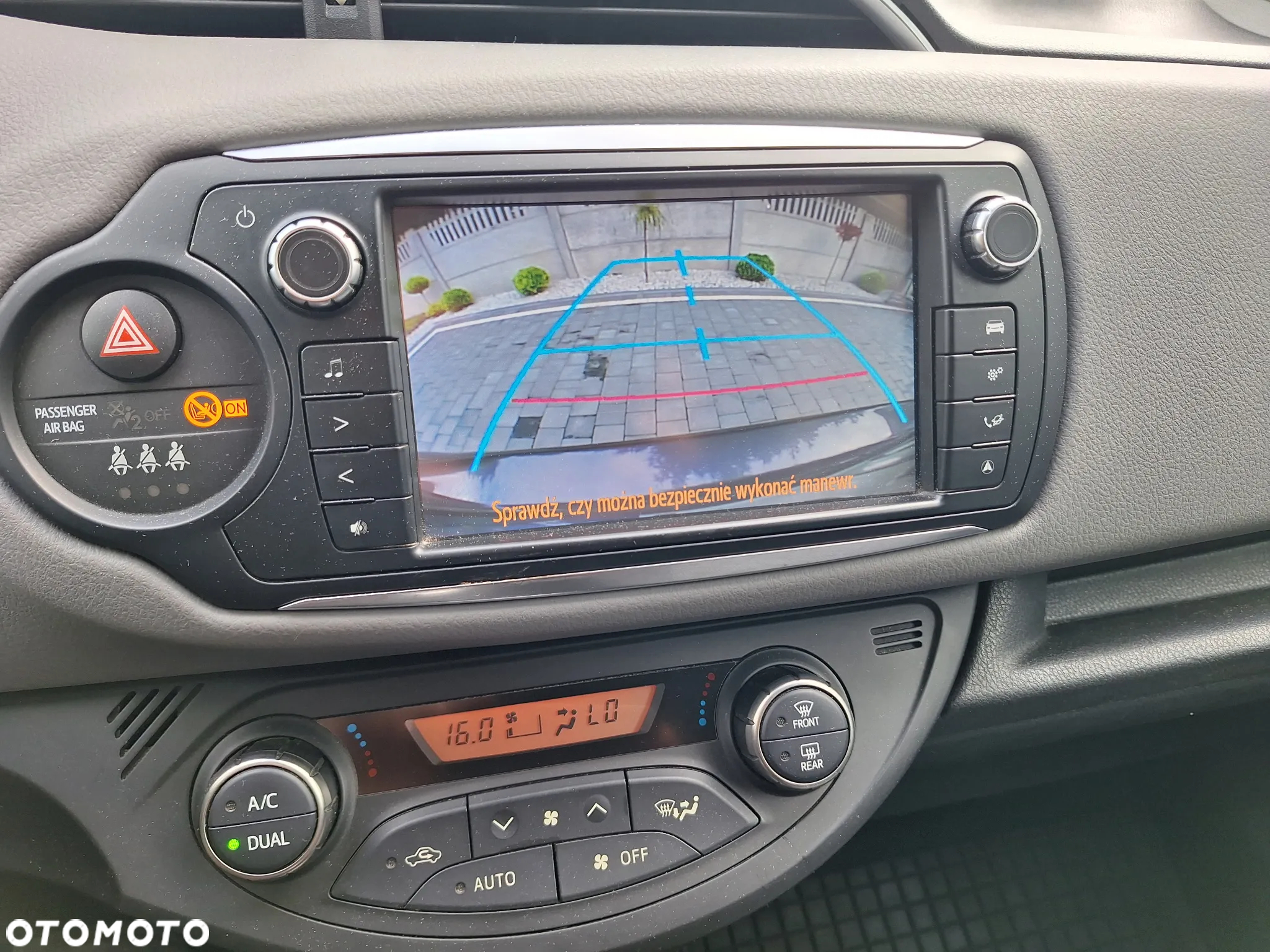 Toyota Yaris 1.33 Prestige - 6