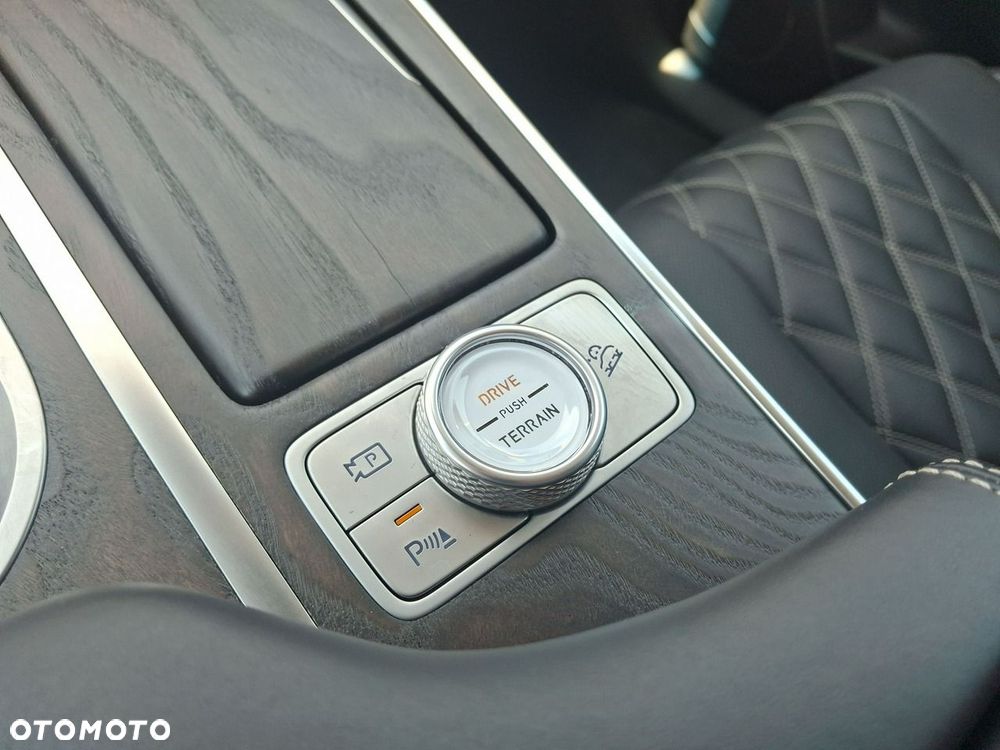 Genesis GV80 3.0 AWD AT8 Sport Line - 24