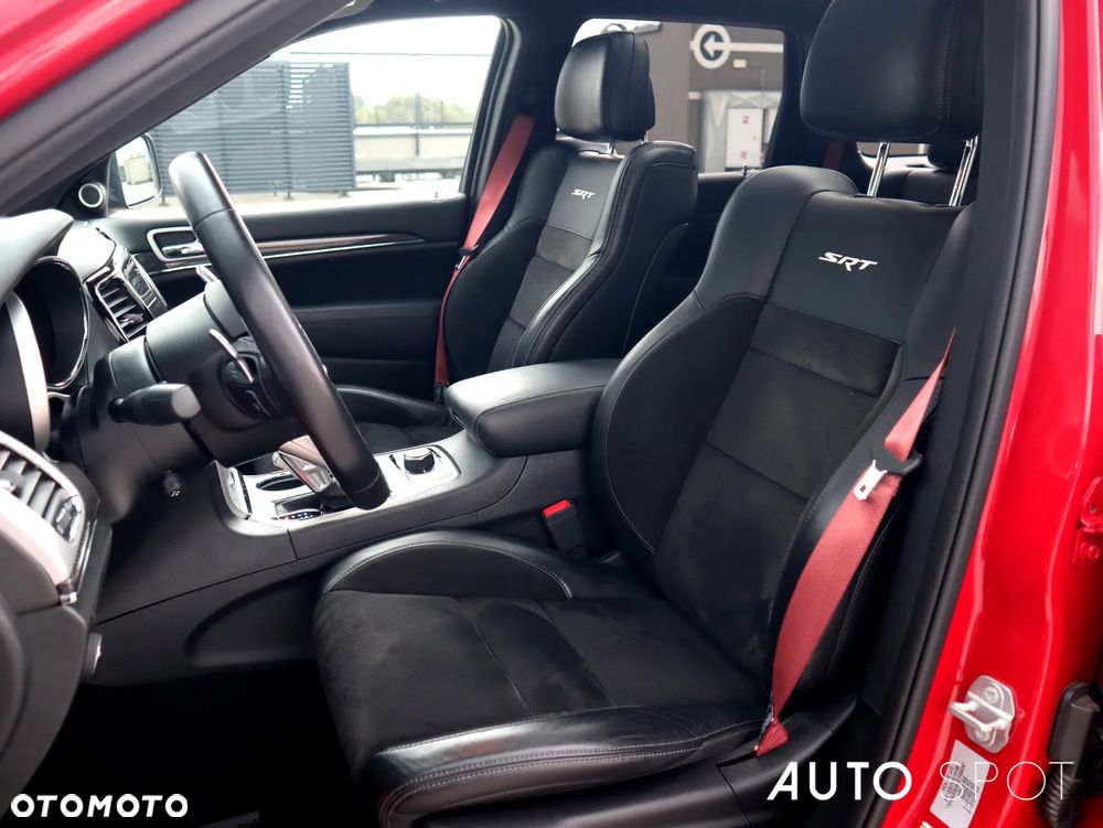 Jeep Grand Cherokee 6.4 V8 SRT8 - 17
