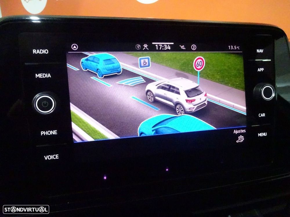 VW T-Roc 1.5 TSI Life DSG - 22