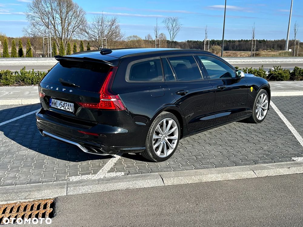 Volvo V60 T5 Momentum Pro - 8