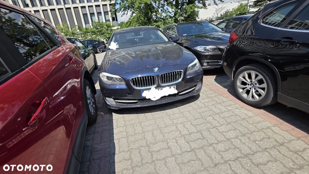 BMW Seria 5 520d - 27