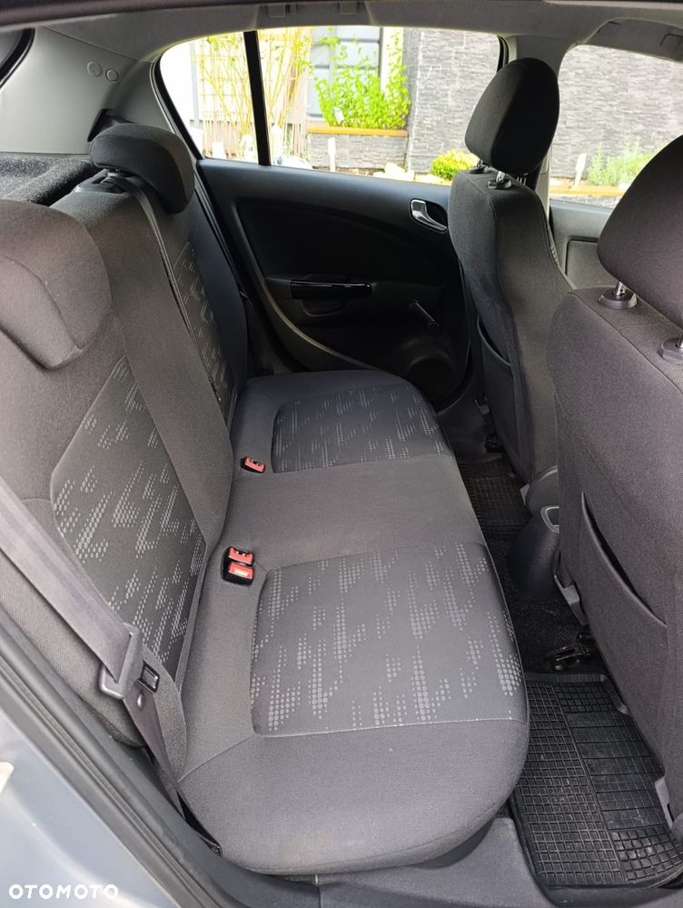 Opel Corsa 1.2 16V Enjoy - 9