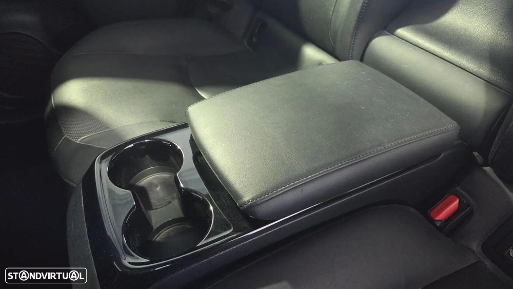 Toyota Prius 1.8 Plug-In Pack Premium - 15
