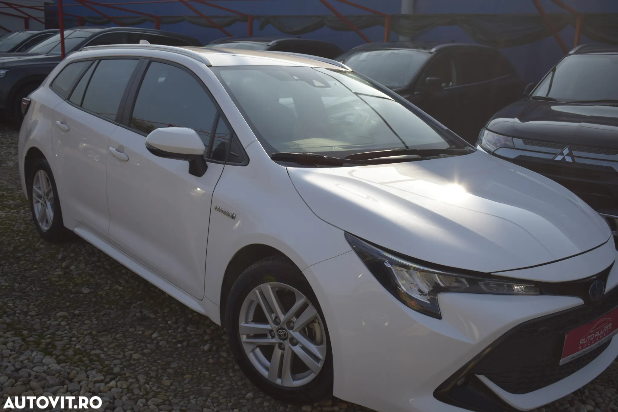 Toyota Corolla 1.8 Hybrid Business Edition - 3