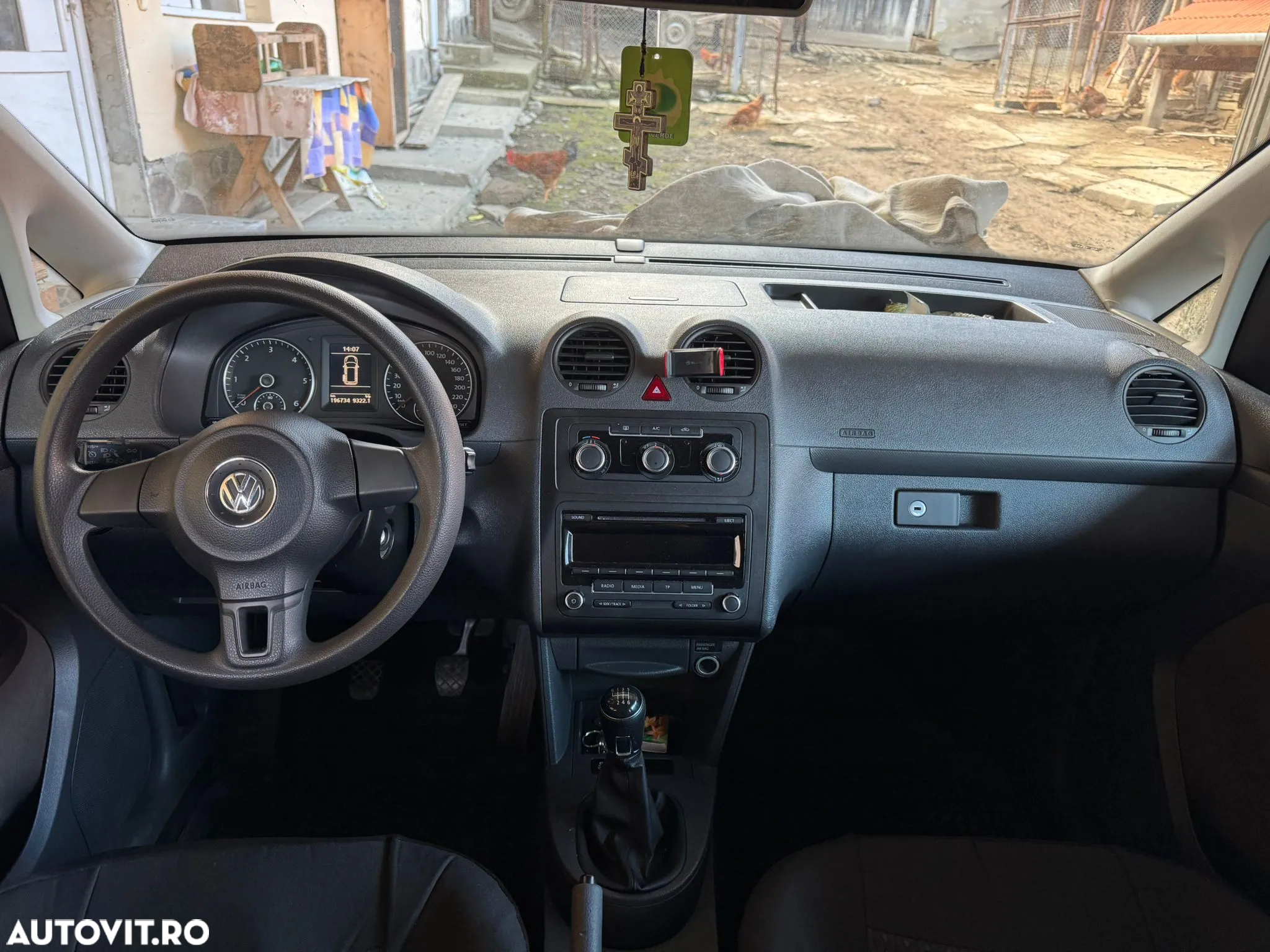 Volkswagen Caddy - 11
