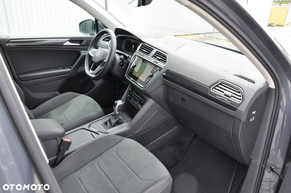 Volkswagen Tiguan 2.0 TDI SCR Elegance DSG - 36