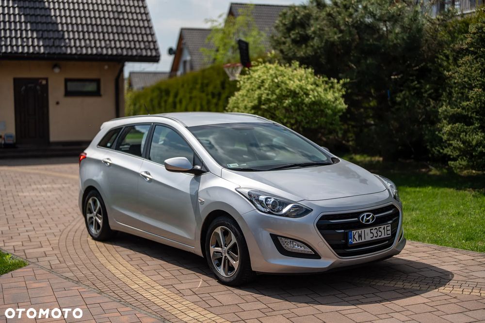 Hyundai i30 1.6 CRDi Comfort - 3