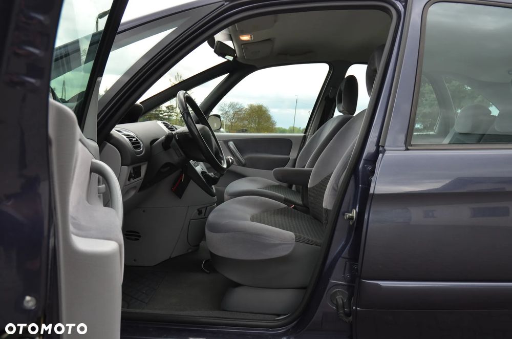 Citroën Xsara Picasso - 16
