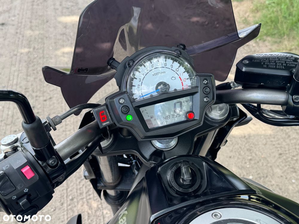 Kawasaki ER - 8