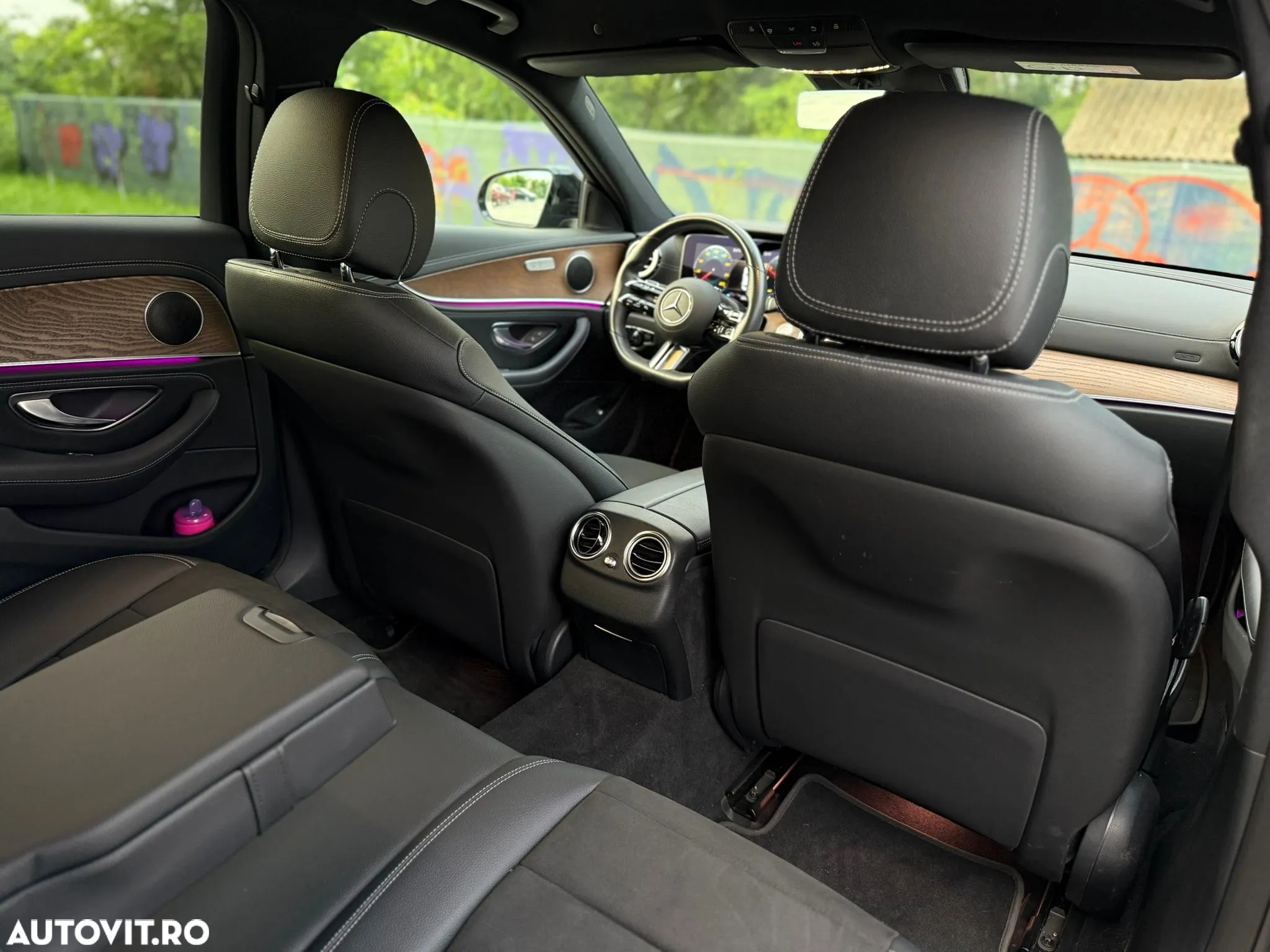 Mercedes-Benz E - 21
