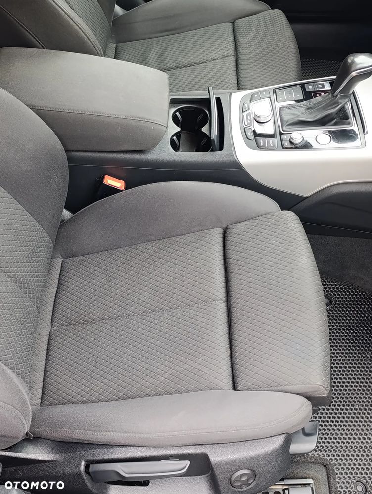 Audi A6 Avant 2.0 TDI ultra S tronic - 16