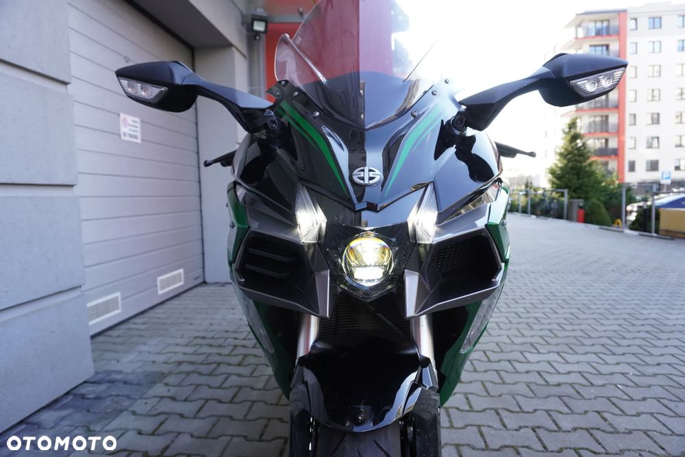 Kawasaki Ninja H2 SX - 34