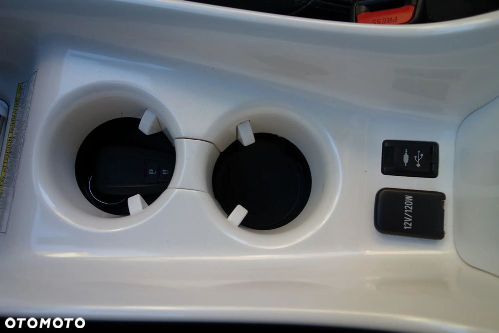 Toyota Prius 1.8 Hybrid Prestige - 28