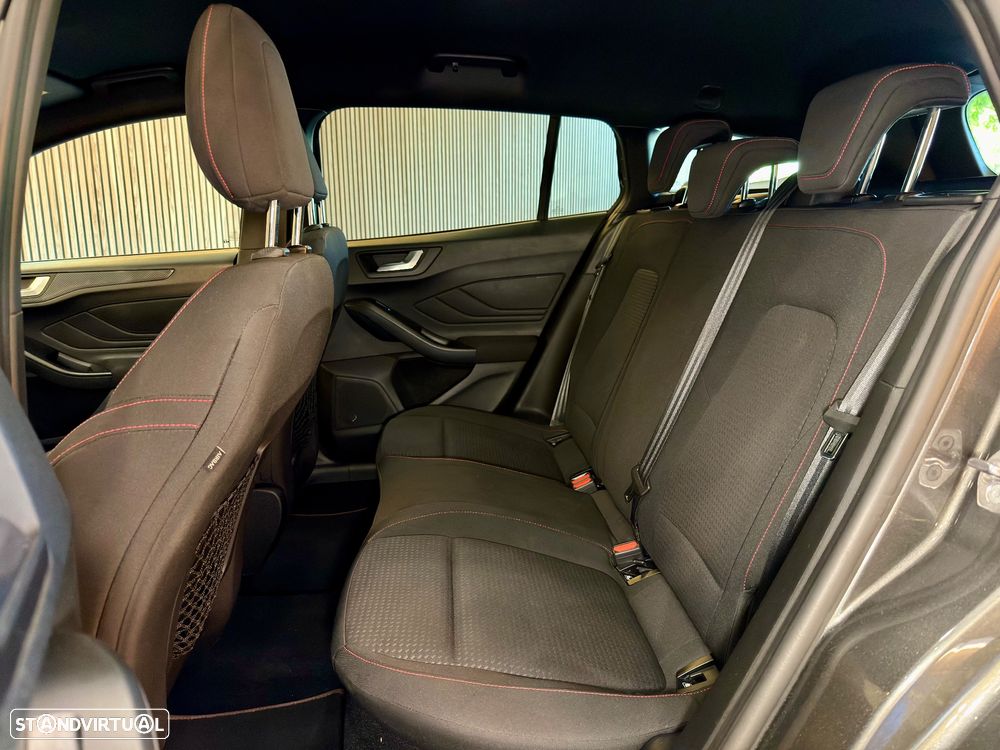 Ford Focus SW 1.0 EcoBoost ST-Line Aut. - 12