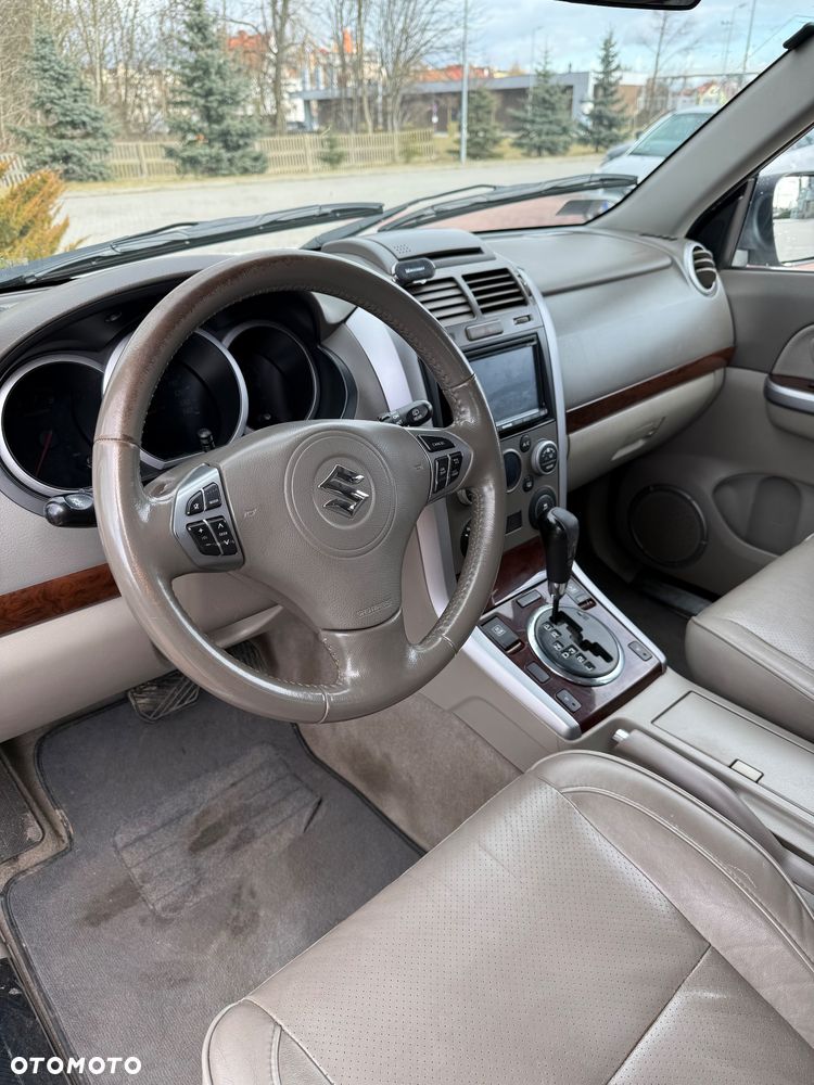 Suzuki Grand Vitara 2.4 De Luxe EU5 - 7