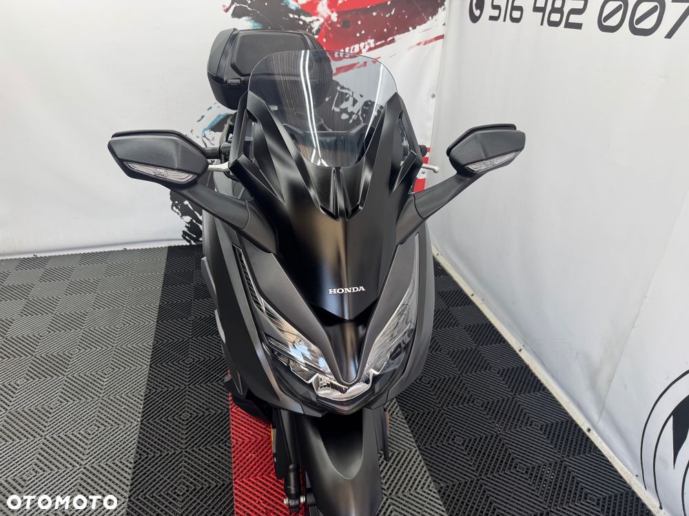 Honda NSS - 34
