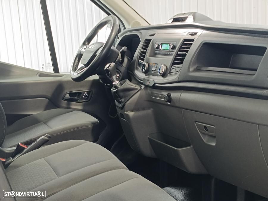 Ford Transit - 17