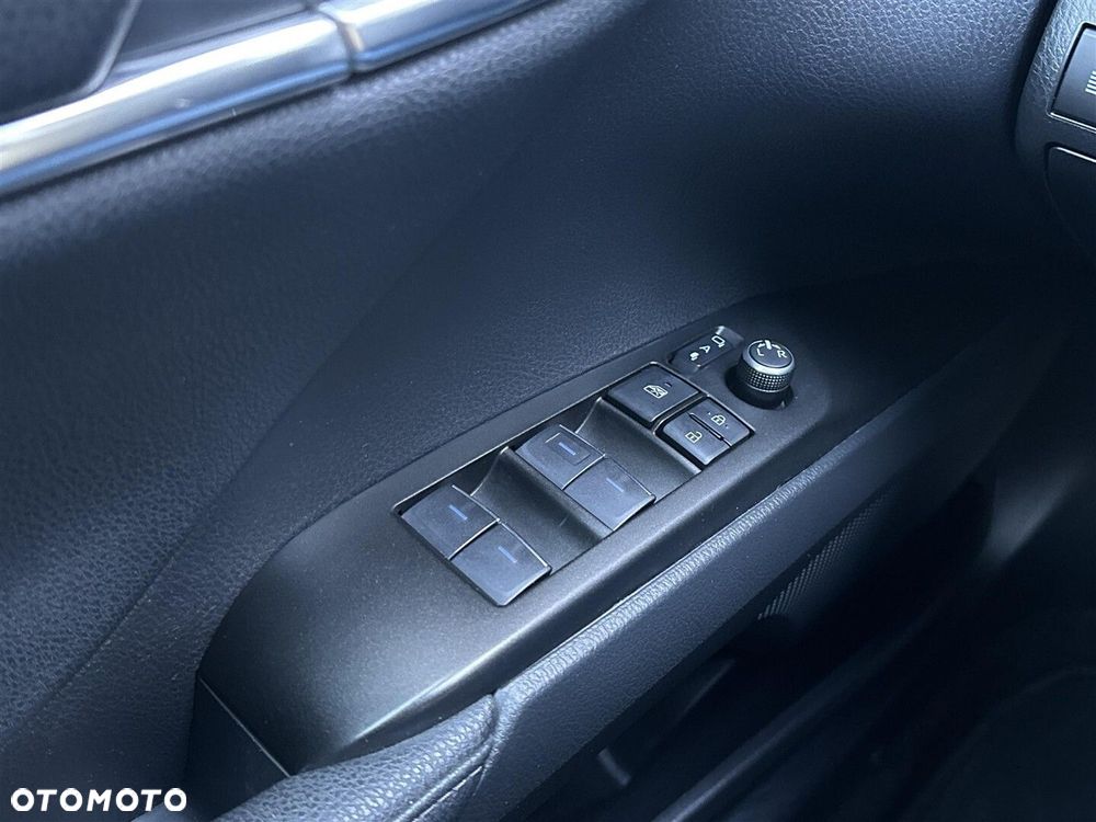 Toyota Camry 2.5 Hybrid Executive CVT - 18