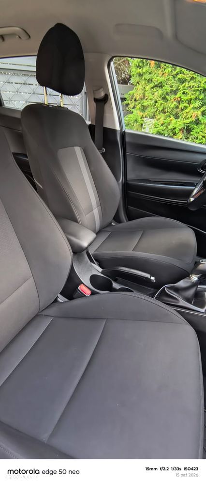 Hyundai i20 - 17