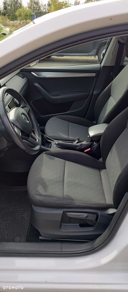 Skoda Octavia 1.6 TDI Active - 4