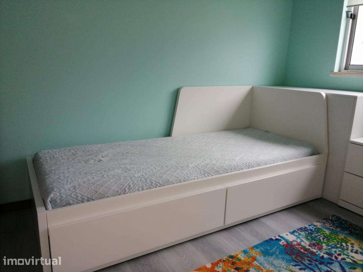 Quarto - localizado em Vila nova de gaia - Grande imagem: 3/8