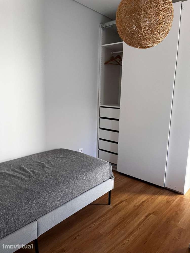 Quarto - localizado em Carcavelos Lisbon - Grande imagem: 3/10