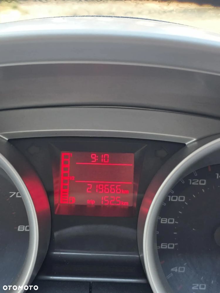 Seat Ibiza SC 1.6 16V Reference DSG - 4