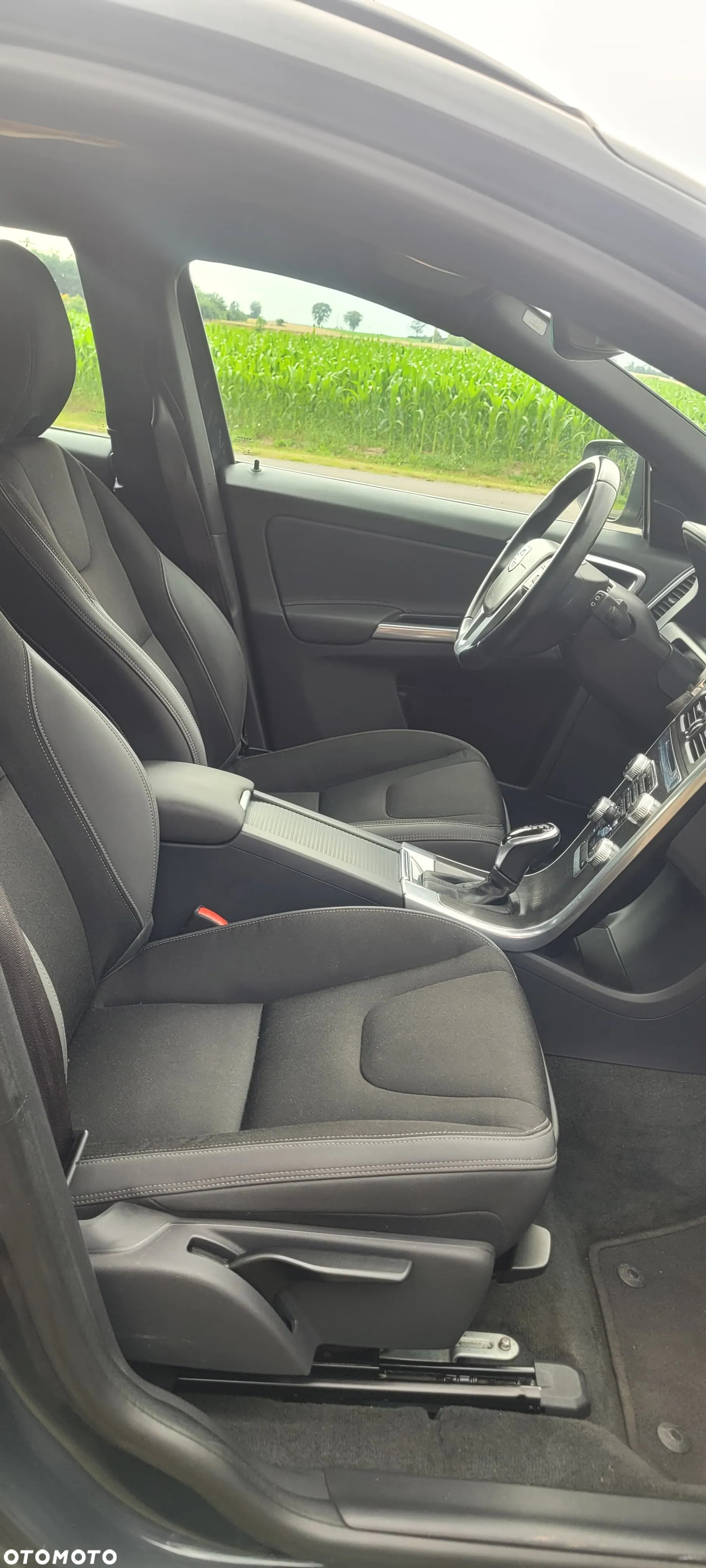 Volvo XC 60 D3 Momentum - 14