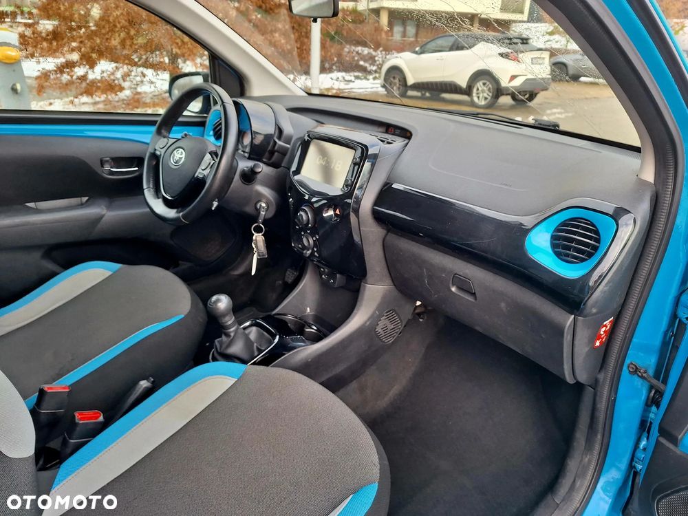Toyota Aygo x-trend - 4