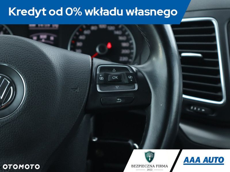 Volkswagen Sharan - 25