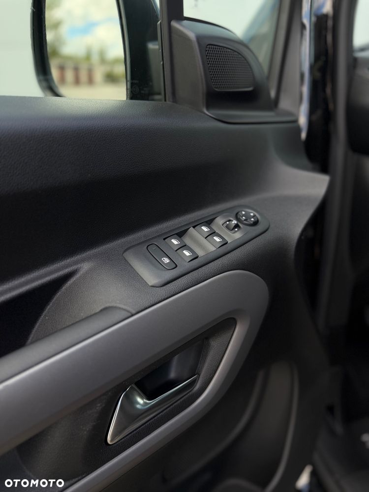 Toyota Proace City Verso 1.2 D-4T Family - 17