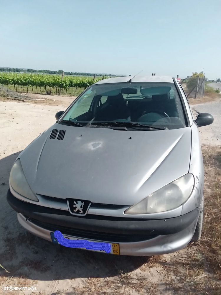 Peugeot 206 1.1 XR - 1