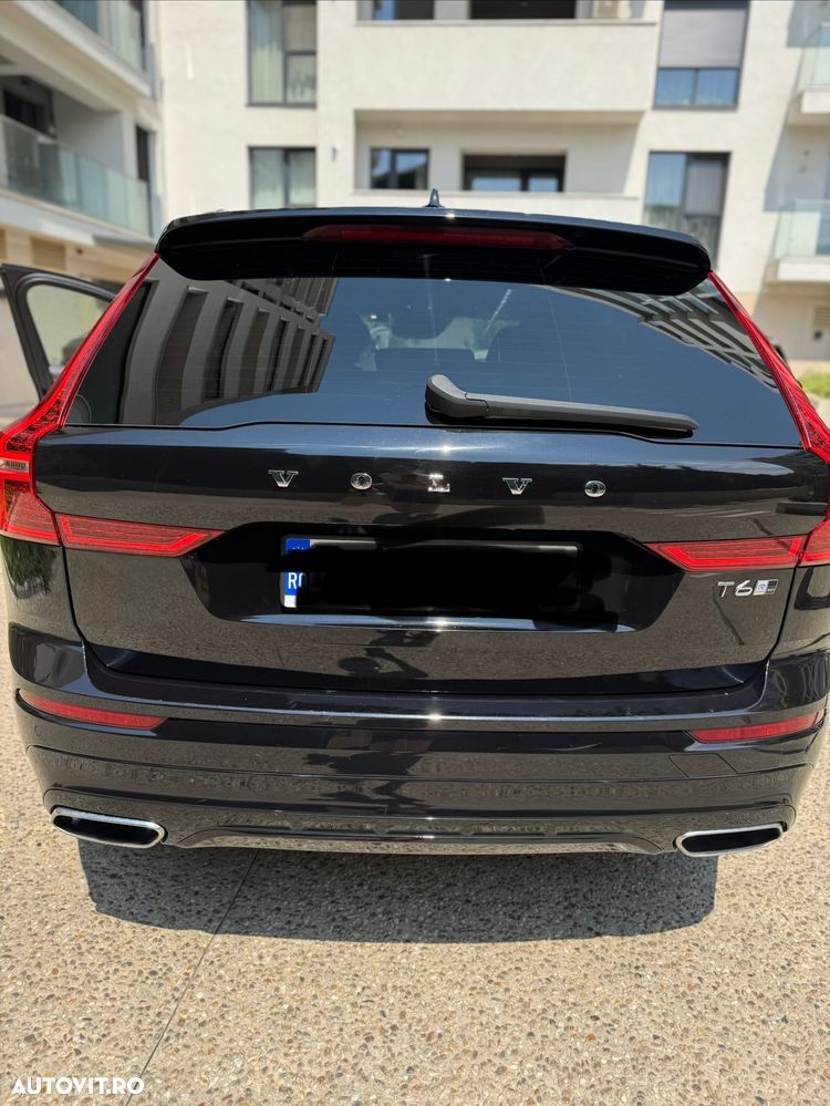 Volvo XC 60 T6 AWD R-Design - 9