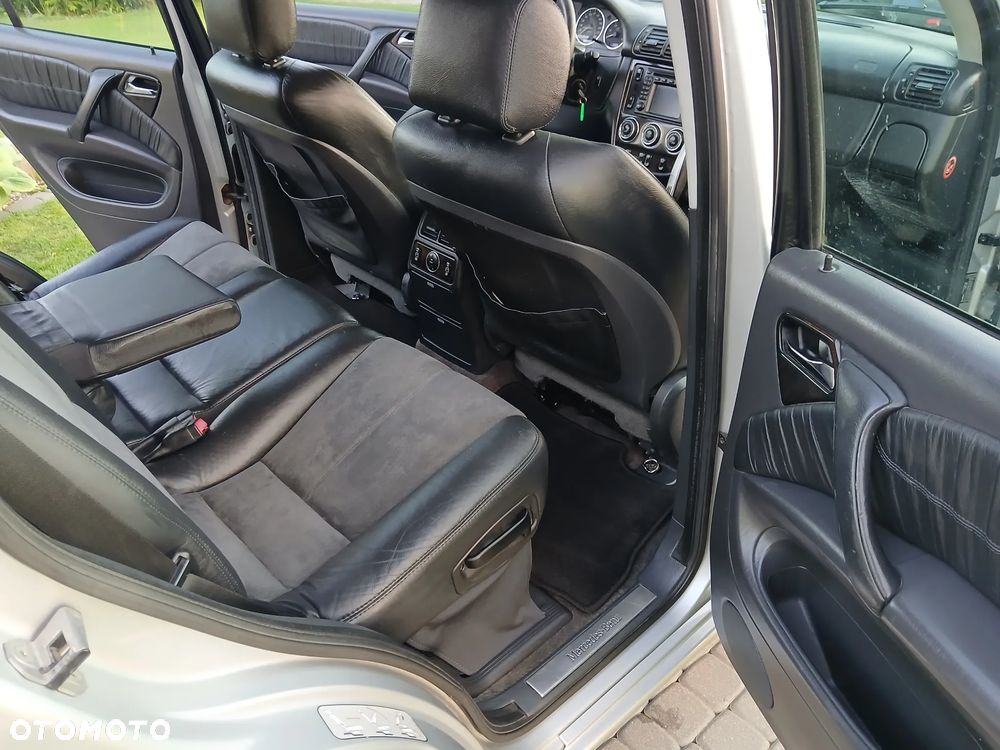 Mercedes-Benz ML - 13