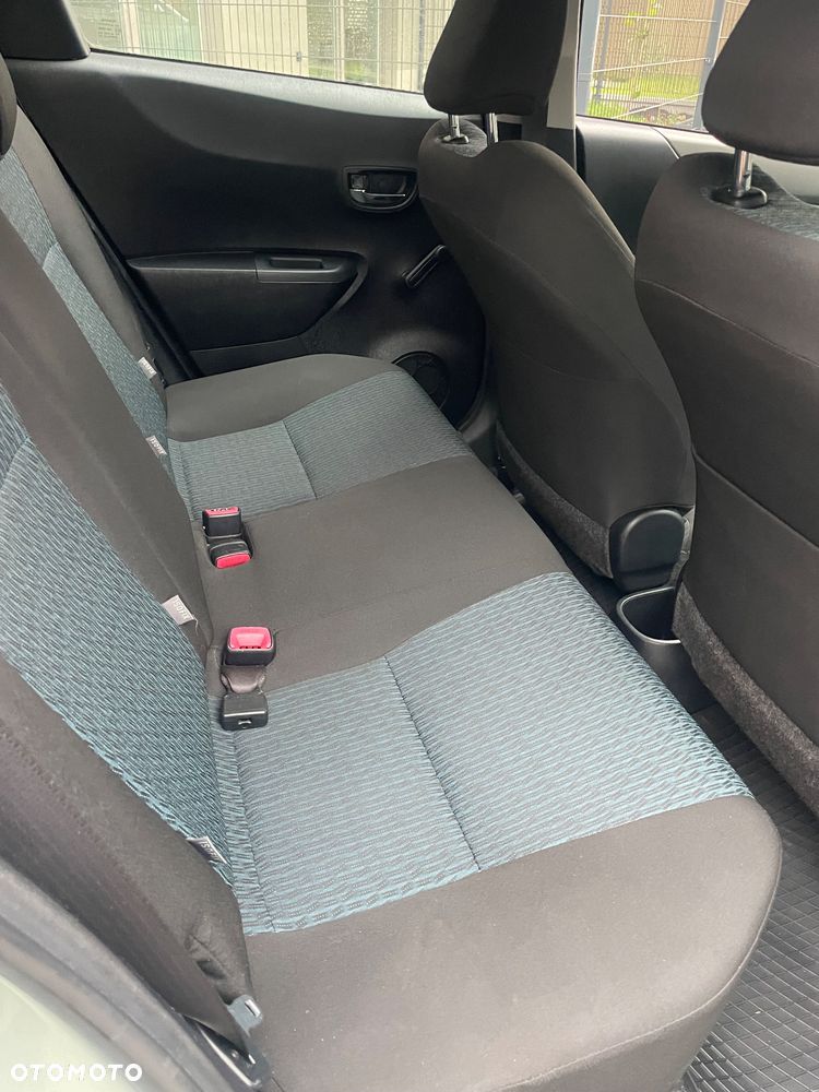 Toyota Yaris 1.0 Luna - 11