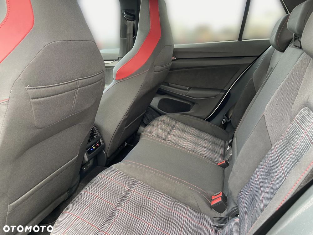 Volkswagen Golf 2.0 TSI GTI DSG - 12
