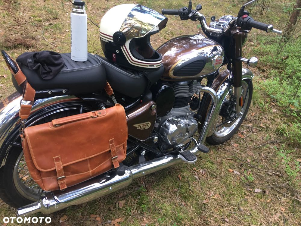Royal Enfield Classic - 2