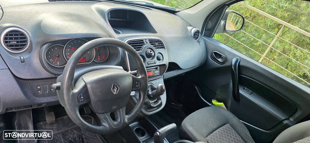 Renault Kangoo maxi Dci - 11