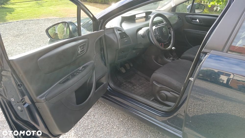 Citroën C4 1.6 HDi Advance - 6