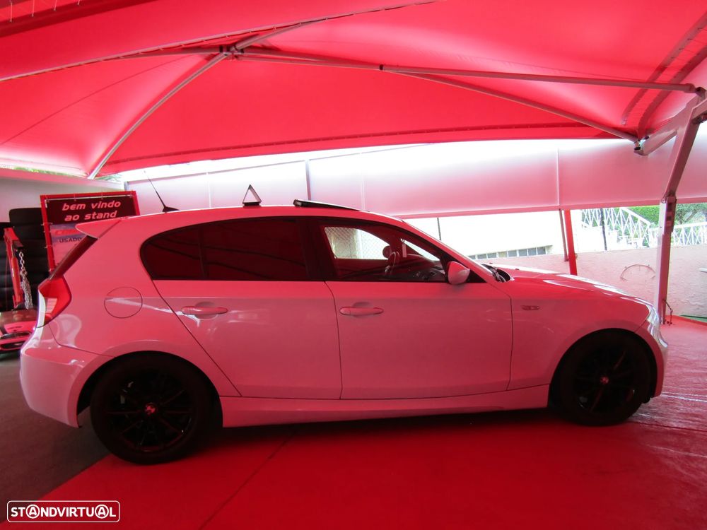 BMW 118 d Pack M - 25