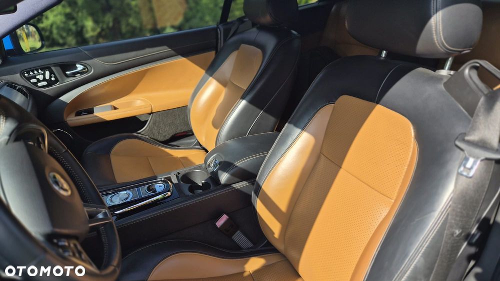 Jaguar XK 5.0 V8 Portfolio - 11
