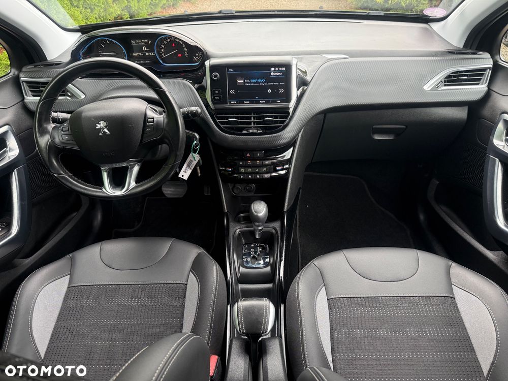 Peugeot 2008 PureTech 110 GPF Stop&Start EAT6 Active - 11