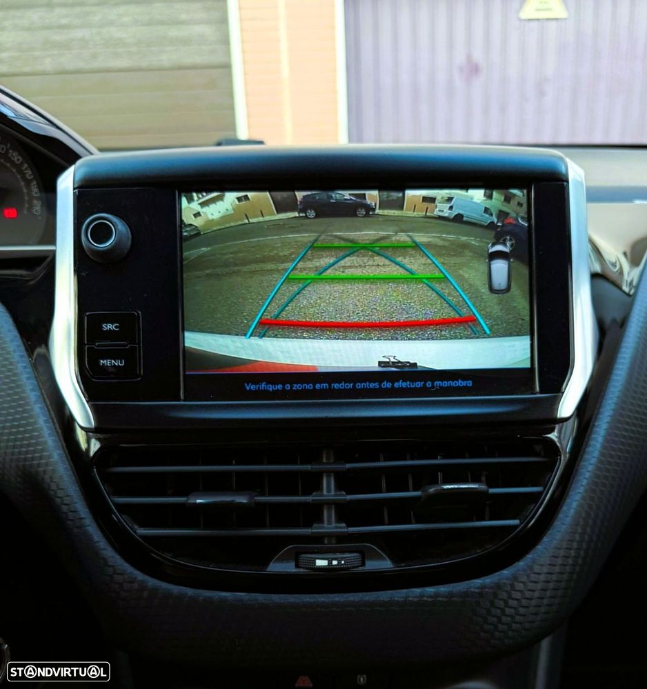 Peugeot 208 1.6 BlueHDi Style - 17