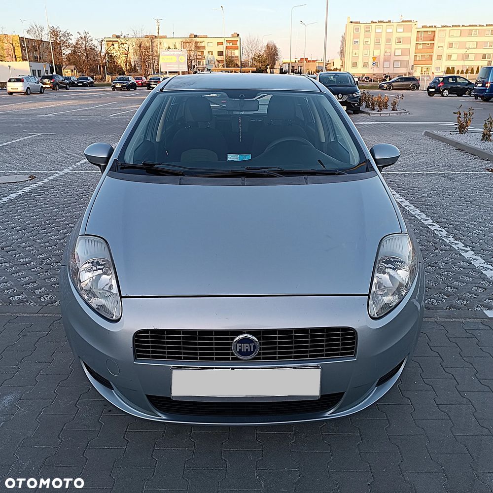 Fiat Grande Punto - 9