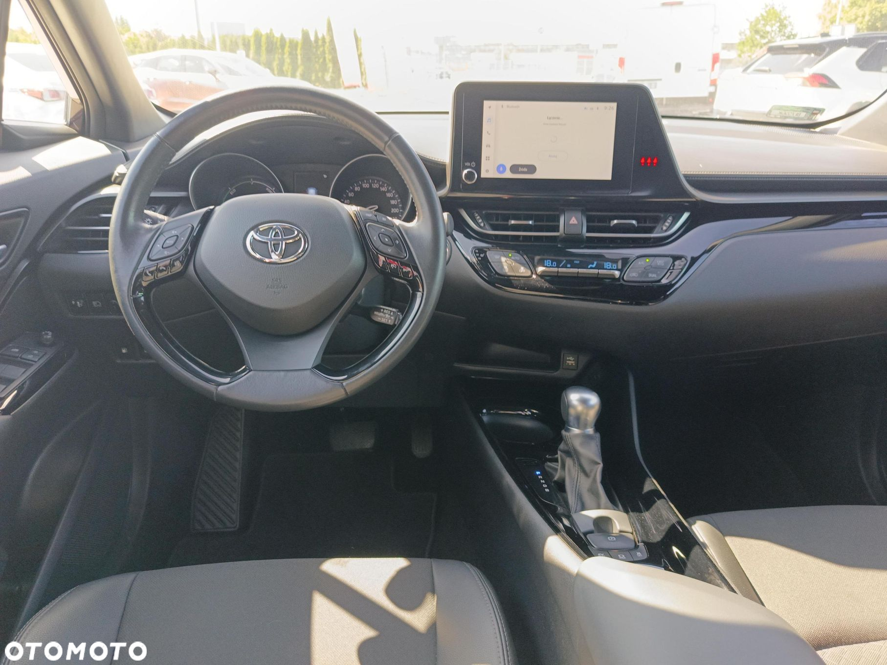Toyota C-HR - 11