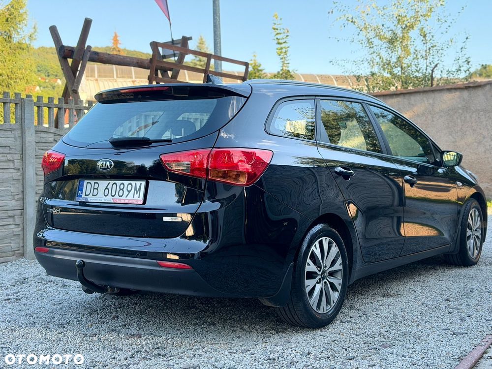 Kia Ceed - 21