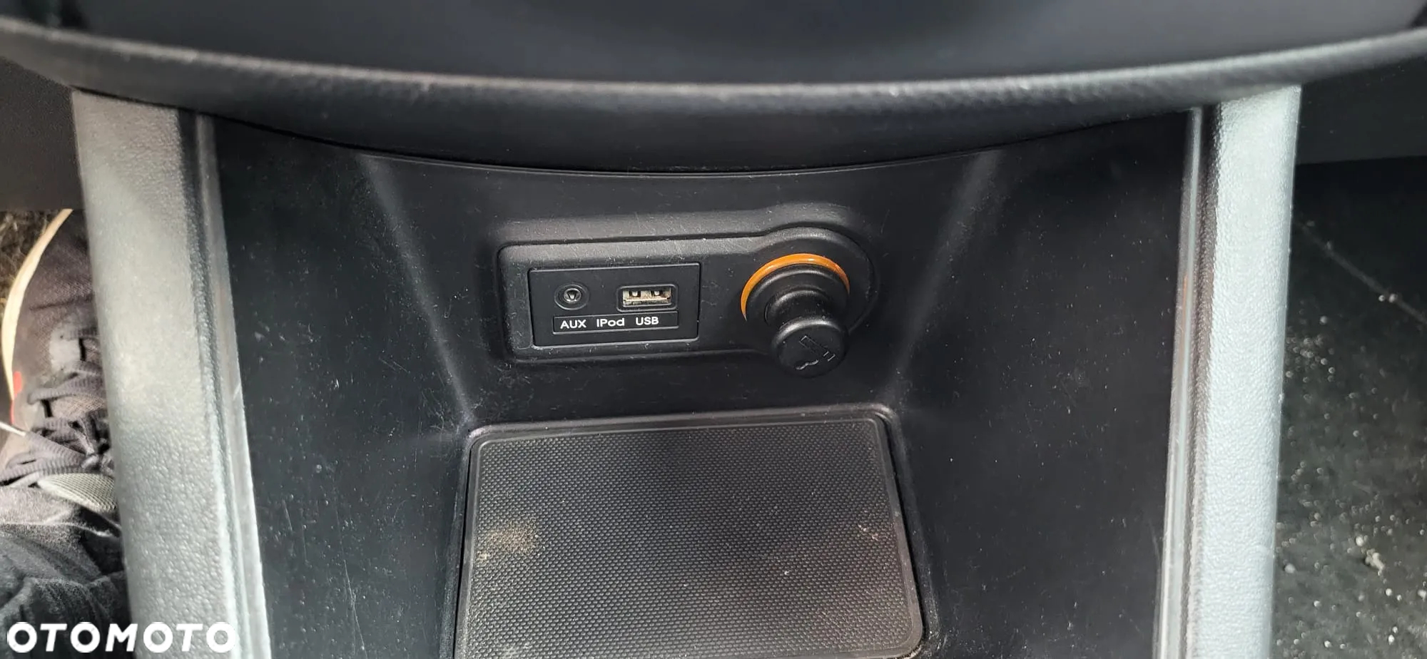 Kia Venga 1.6 CRDi M - 11
