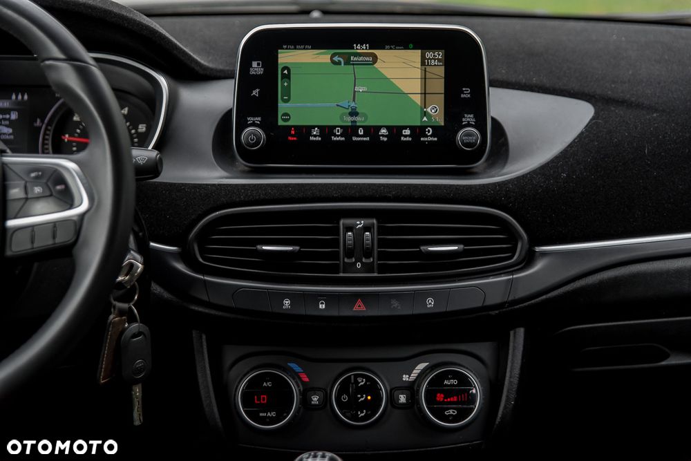 Fiat Tipo 1.4 T-Jet Lounge - 26