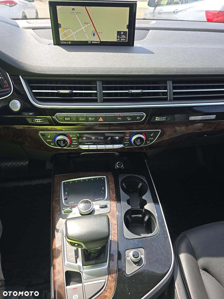 Audi Q7 3.0 TFSI Quattro Tiptronic - 10